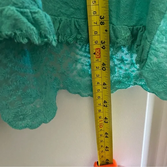 Umgee Turquoise Linen blend Dress with lace back, pockets & fringe hem. Sz 1XL. - Picture 10 of 11